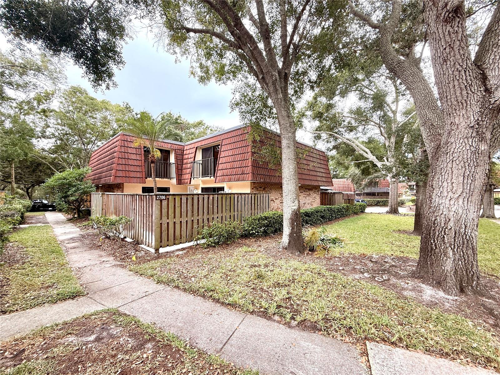 WEDGE WOOD OF PALM HARBOR - Residential Lease