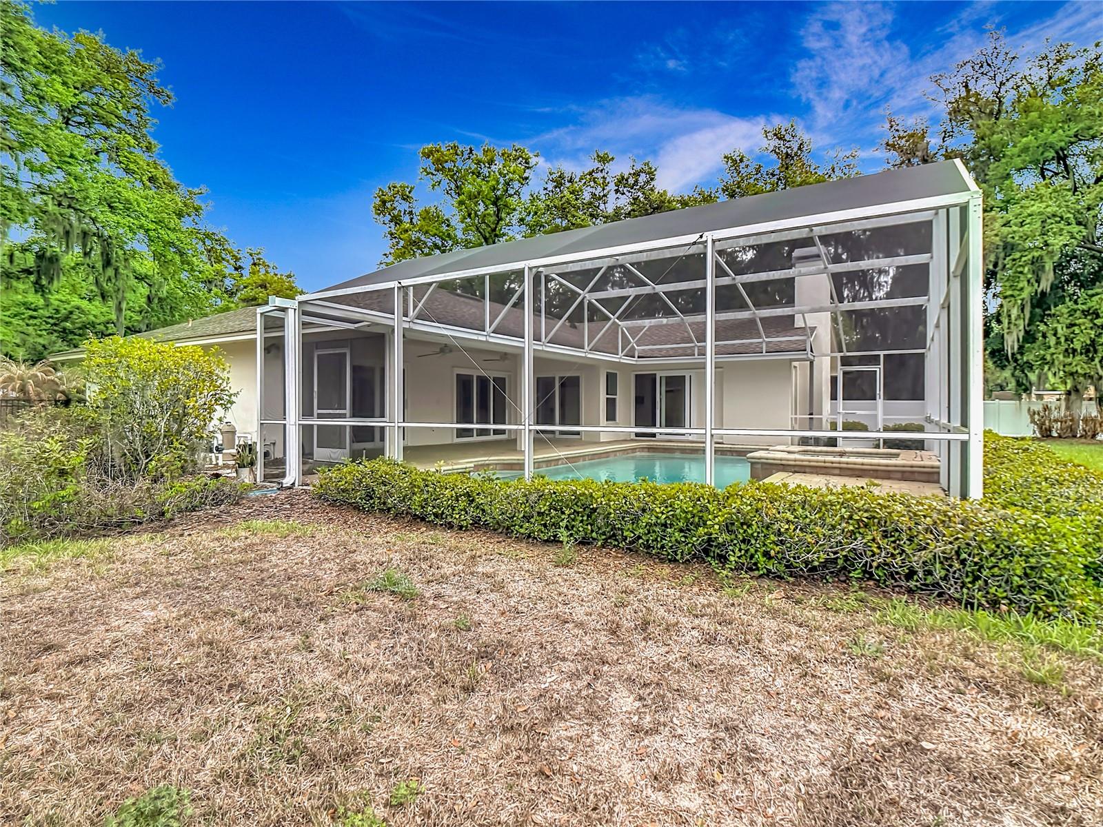 DEER BROOKE - Residential