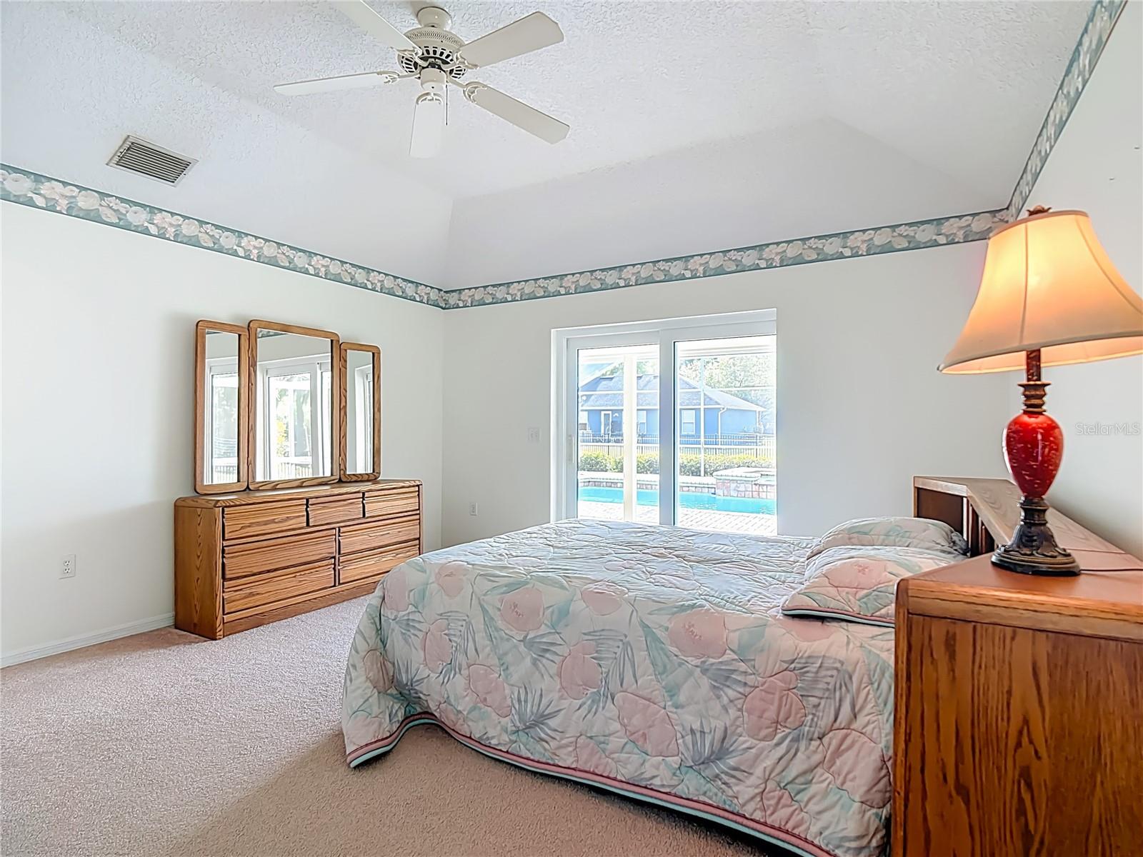 DEER BROOKE - Residential