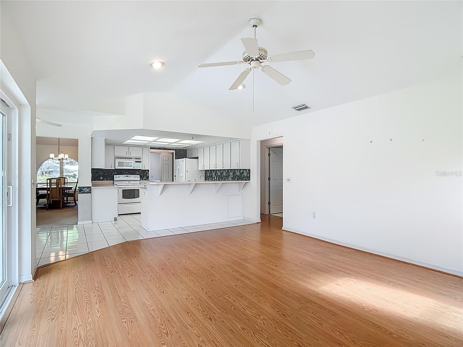 DEER BROOKE - Residential