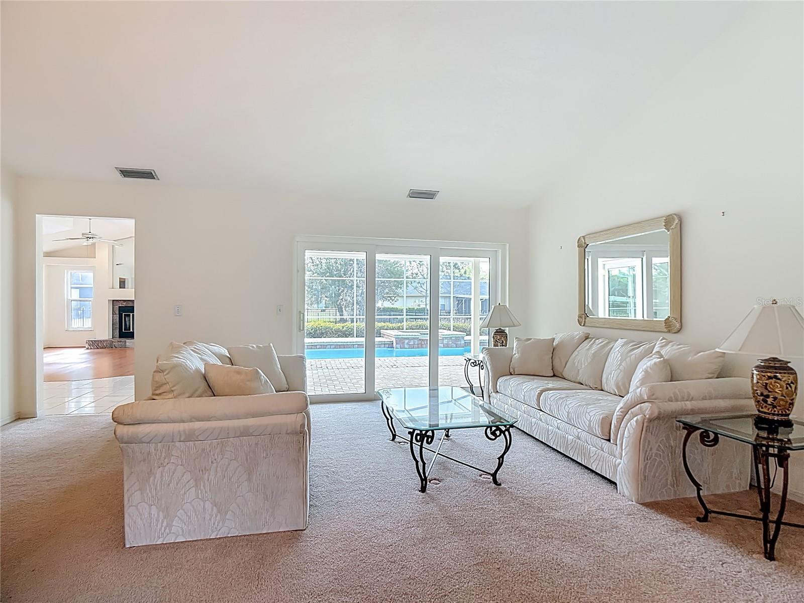 DEER BROOKE - Residential