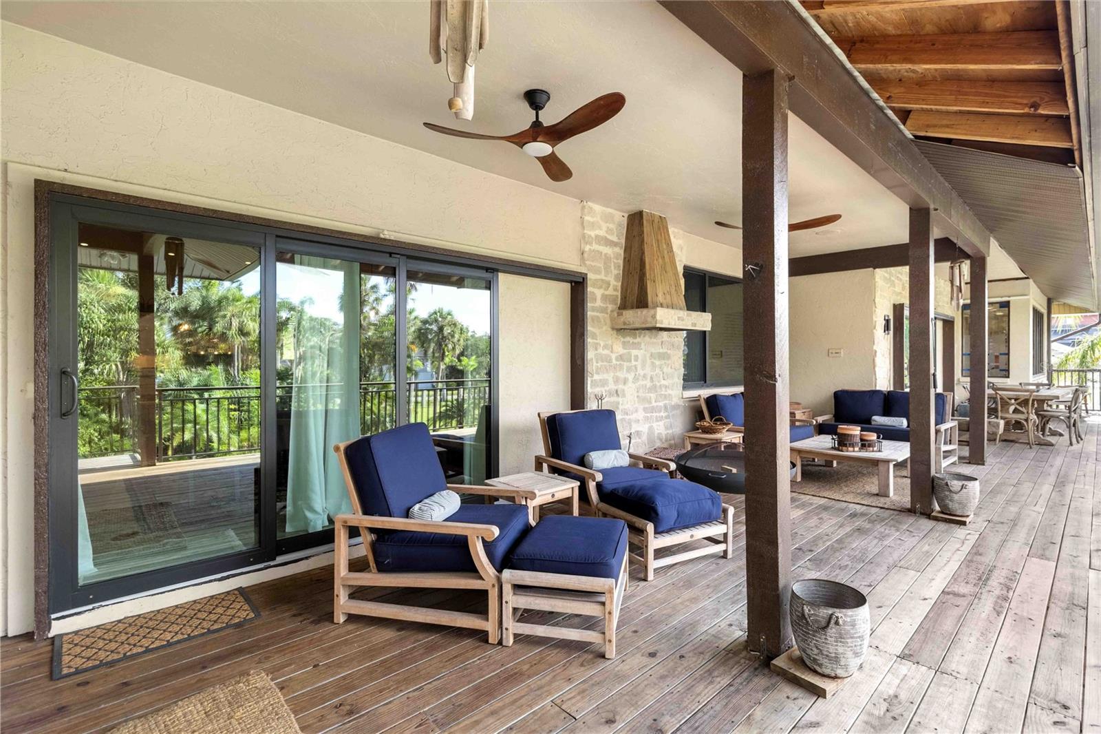 CONQUISTADOR BAYSIDE - Residential