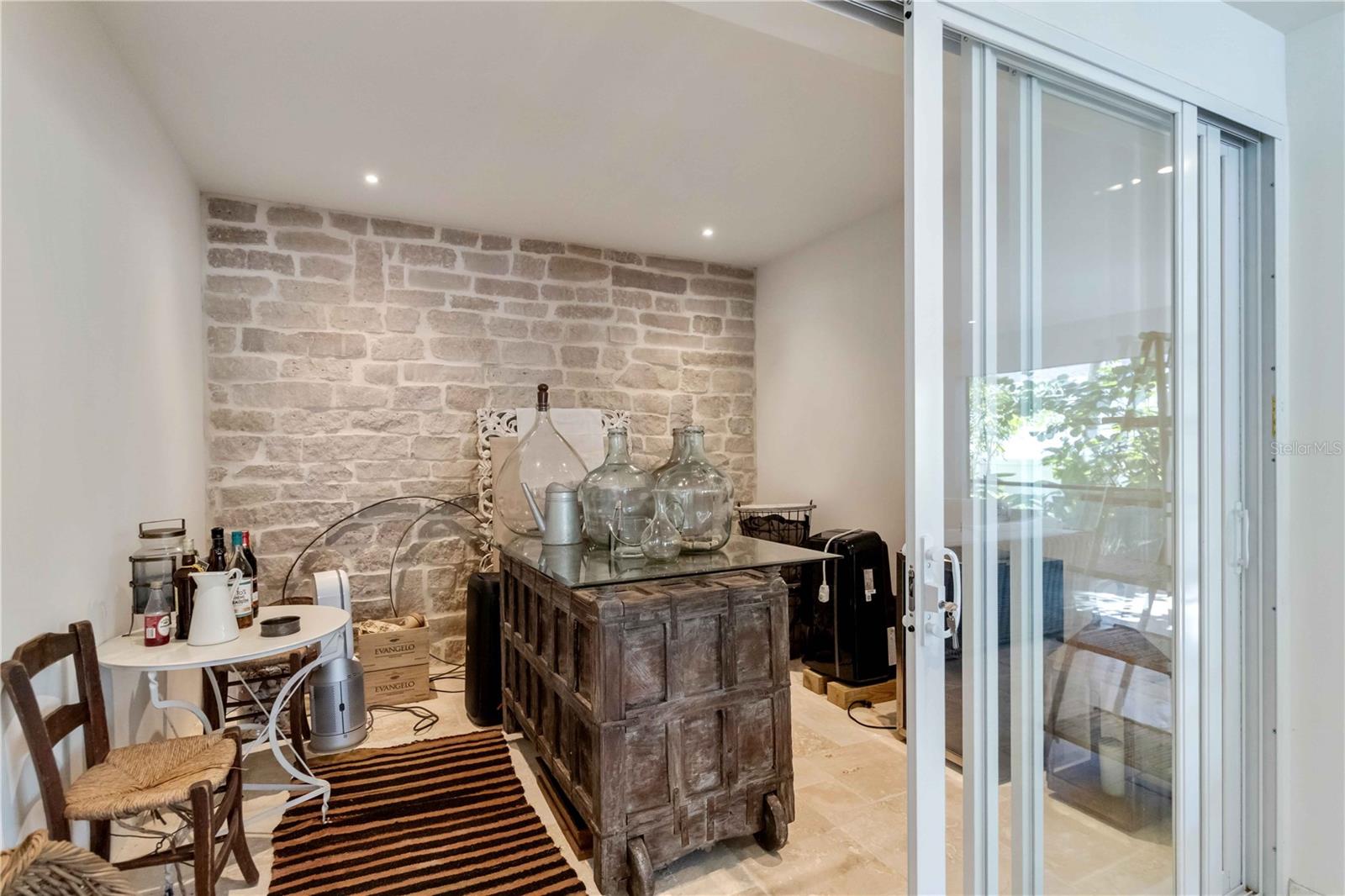 CONQUISTADOR BAYSIDE - Residential