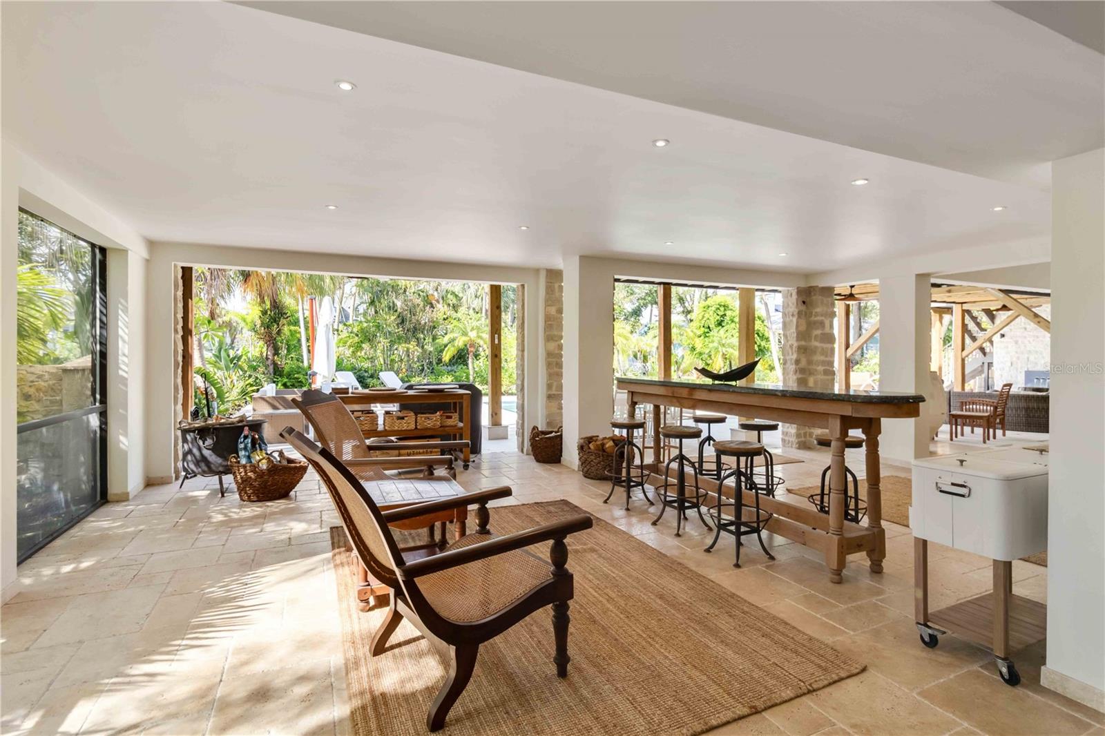 CONQUISTADOR BAYSIDE - Residential