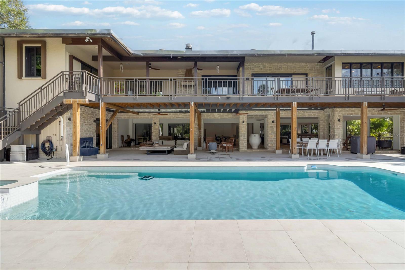 CONQUISTADOR BAYSIDE - Residential