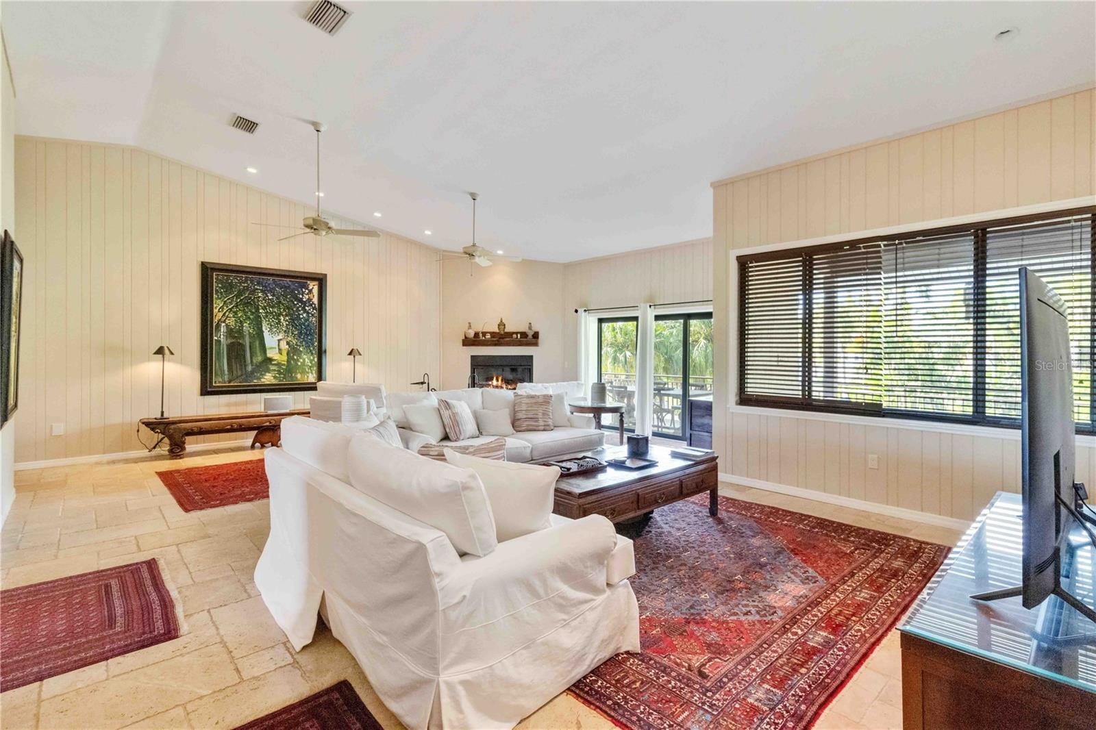 CONQUISTADOR BAYSIDE - Residential