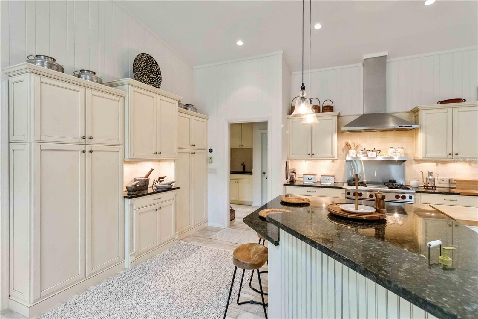 CONQUISTADOR BAYSIDE - Residential