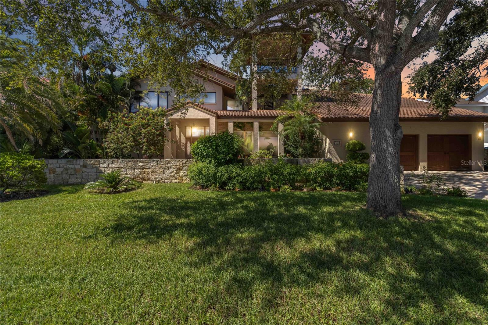 3807 BAYSIDE DRIVE