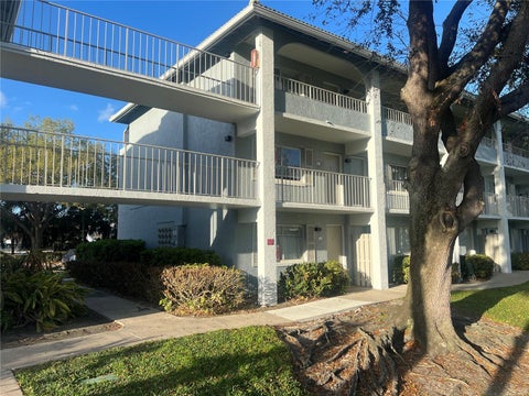 133 Oyster Bay Circle 101, Altamonte Springs, FL 32701