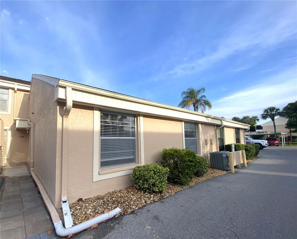 Photo of 6306 7th Avenue W, Bradenton, FL 34209 (MLS # A4682599)