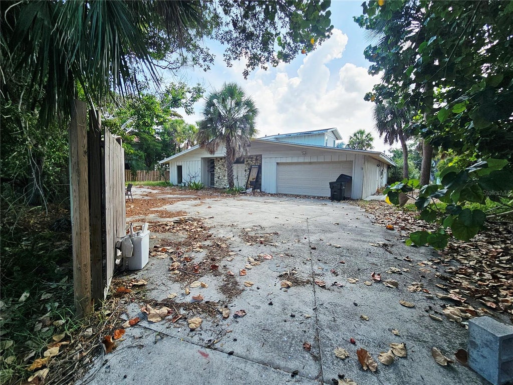 Photo of Sarasota, FL 34242 (MLS # A4698402)