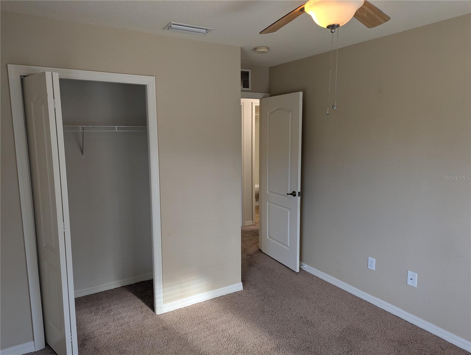 THE TWNHMS AT LIGHTHOUSE COVE II - Residential Lease