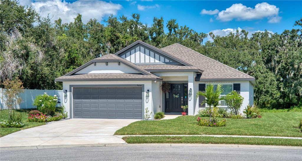 Photo of 9406 43rd Court E, Parrish, FL 34219 (MLS # A4665831)