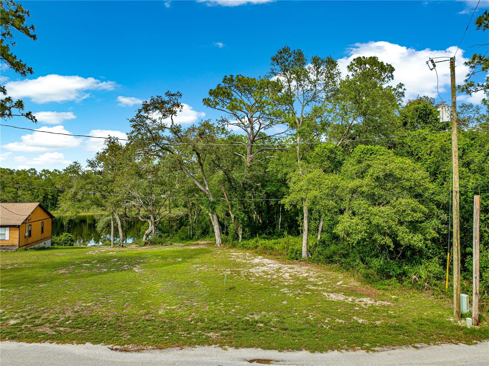 WOODS & LAKES SUB - Land