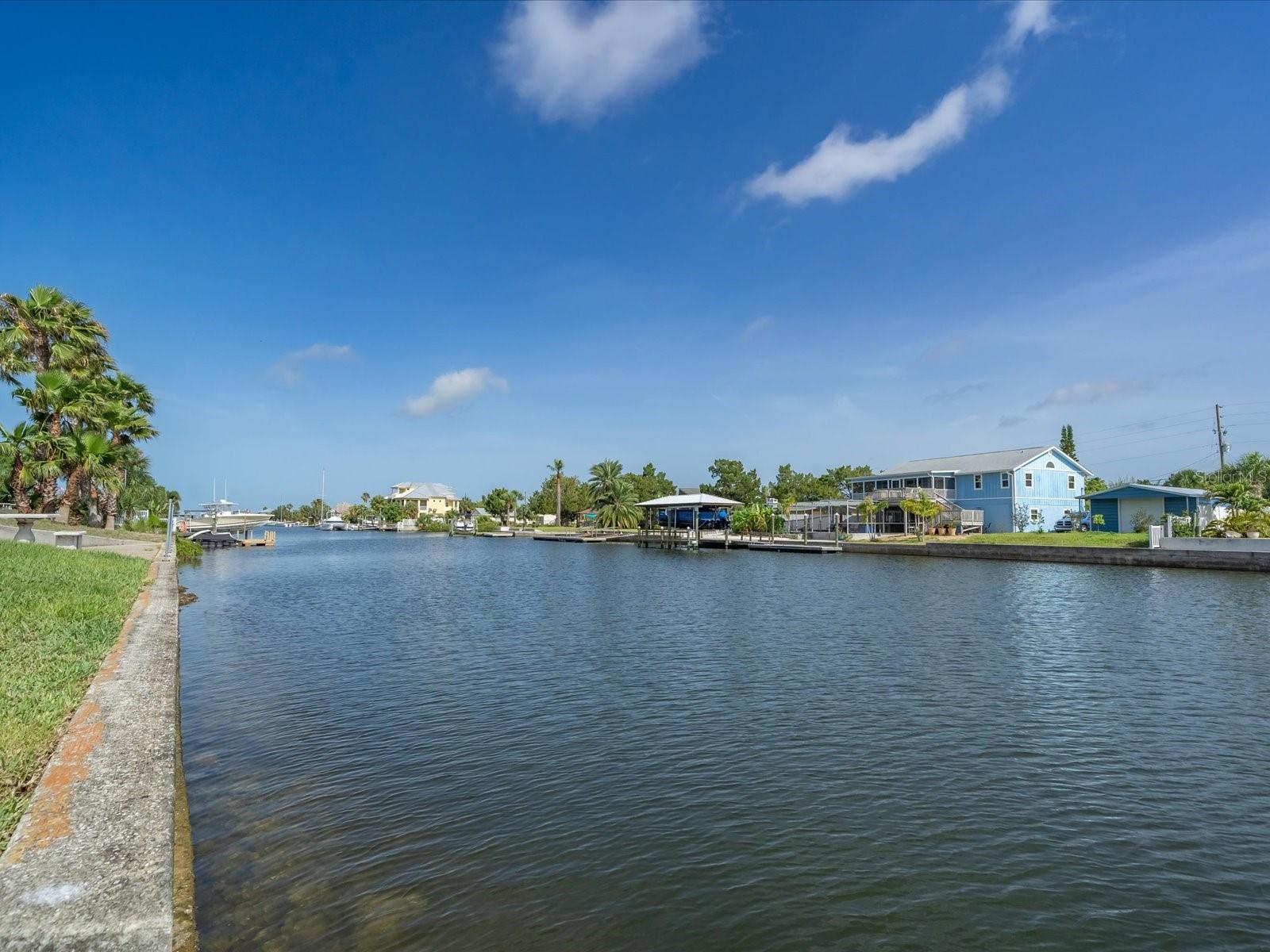 HERNANDO BEACH UNIT 7 - Land