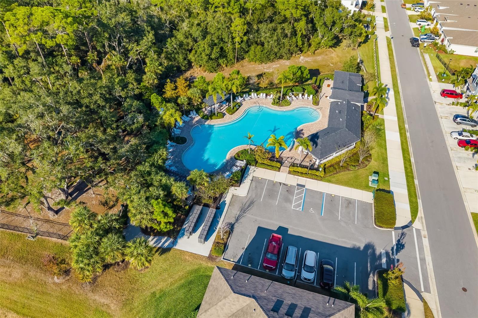 LANDING PH 1 - Residential