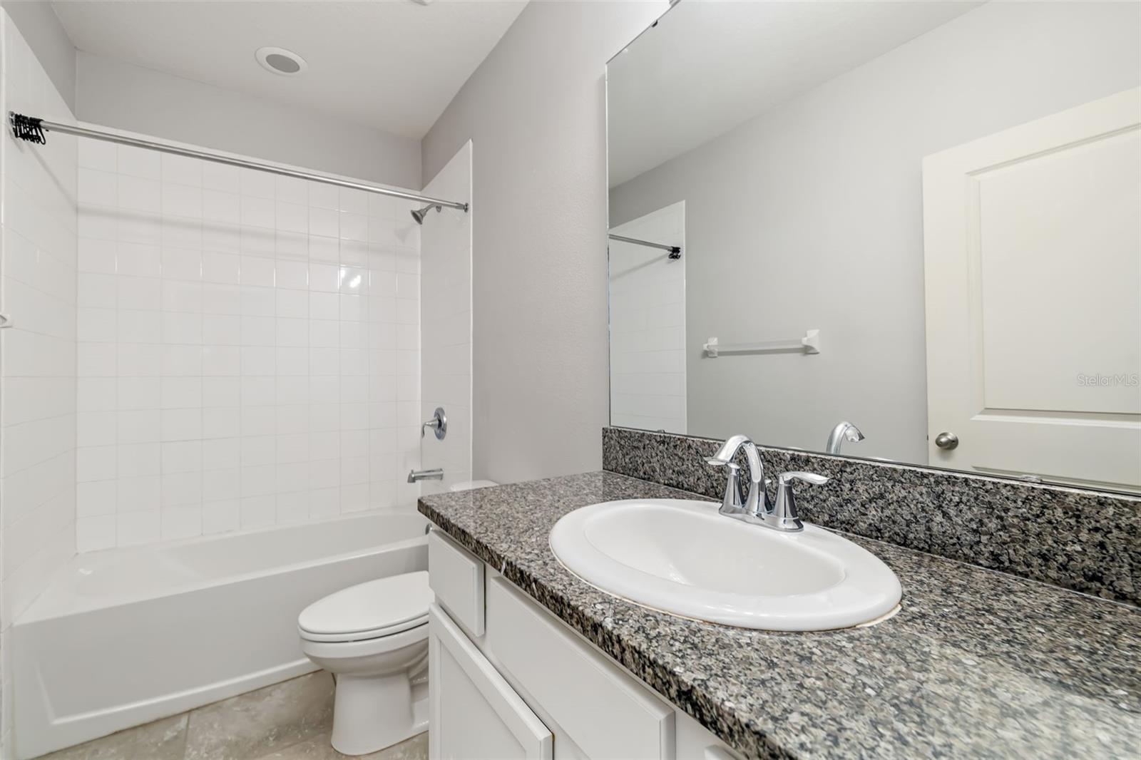 LANDING PH 1 - Residential