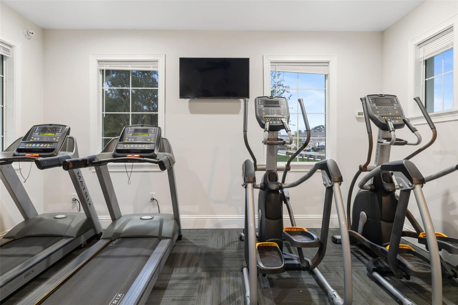 LANDING PH 1 - Residential