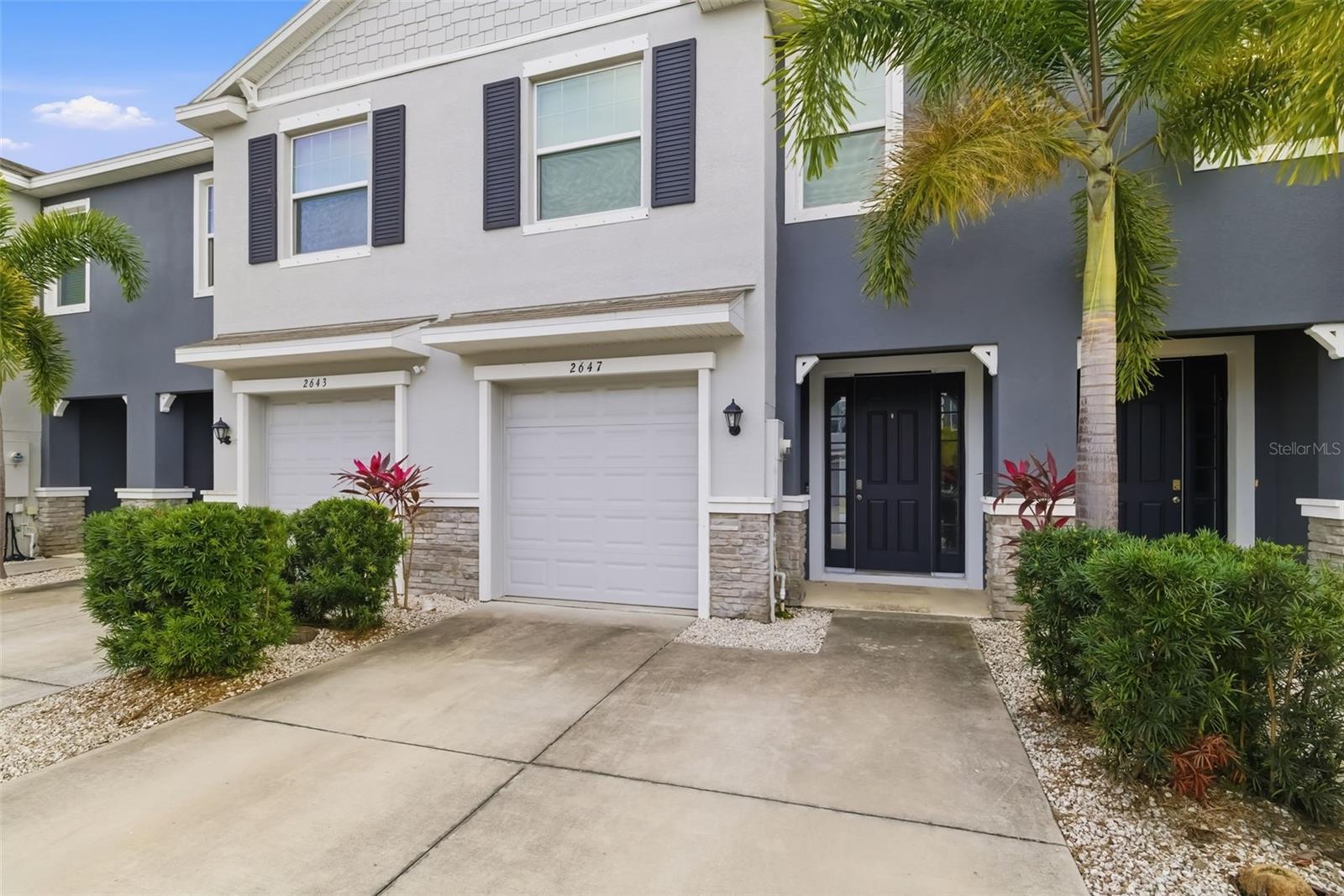 LANDING PH 1 - Residential