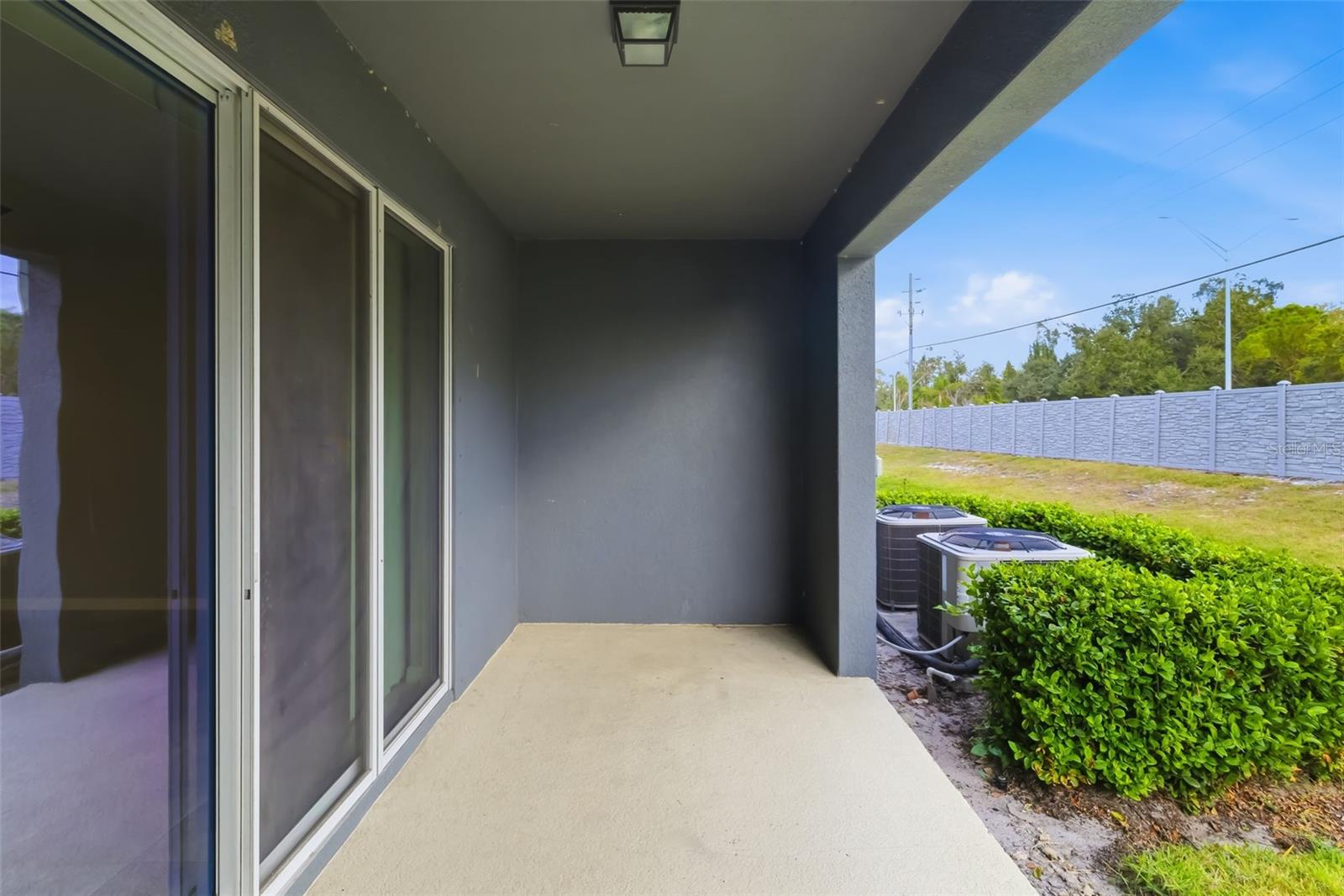 LANDING PH 1 - Residential