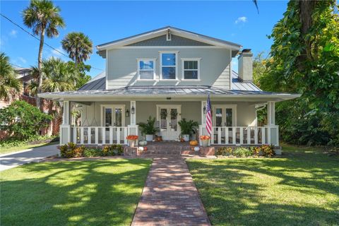 Photo of 509 Faulkner Street, New Smyrna Beach, FL 32168 (MLS # NS1086249)