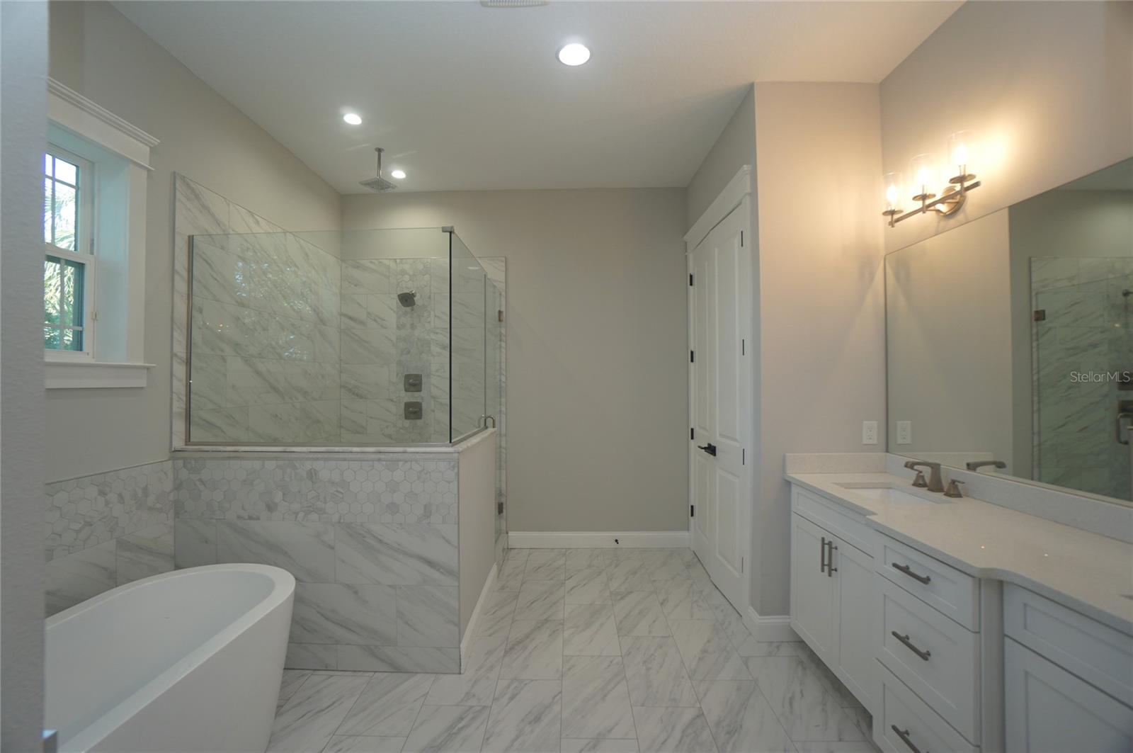 BEL MAR REV UNIT 5 - Residential Lease