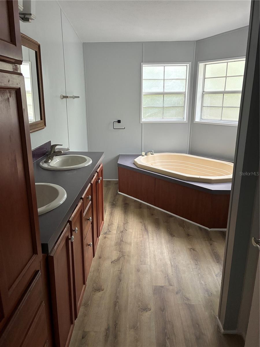 DAYTONA NORTH - Residential