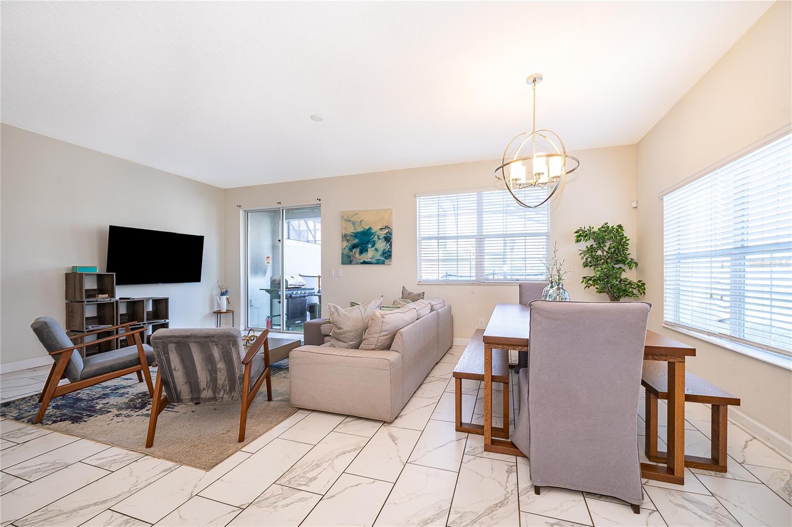 STOREY LAKE PH 3 - Residential