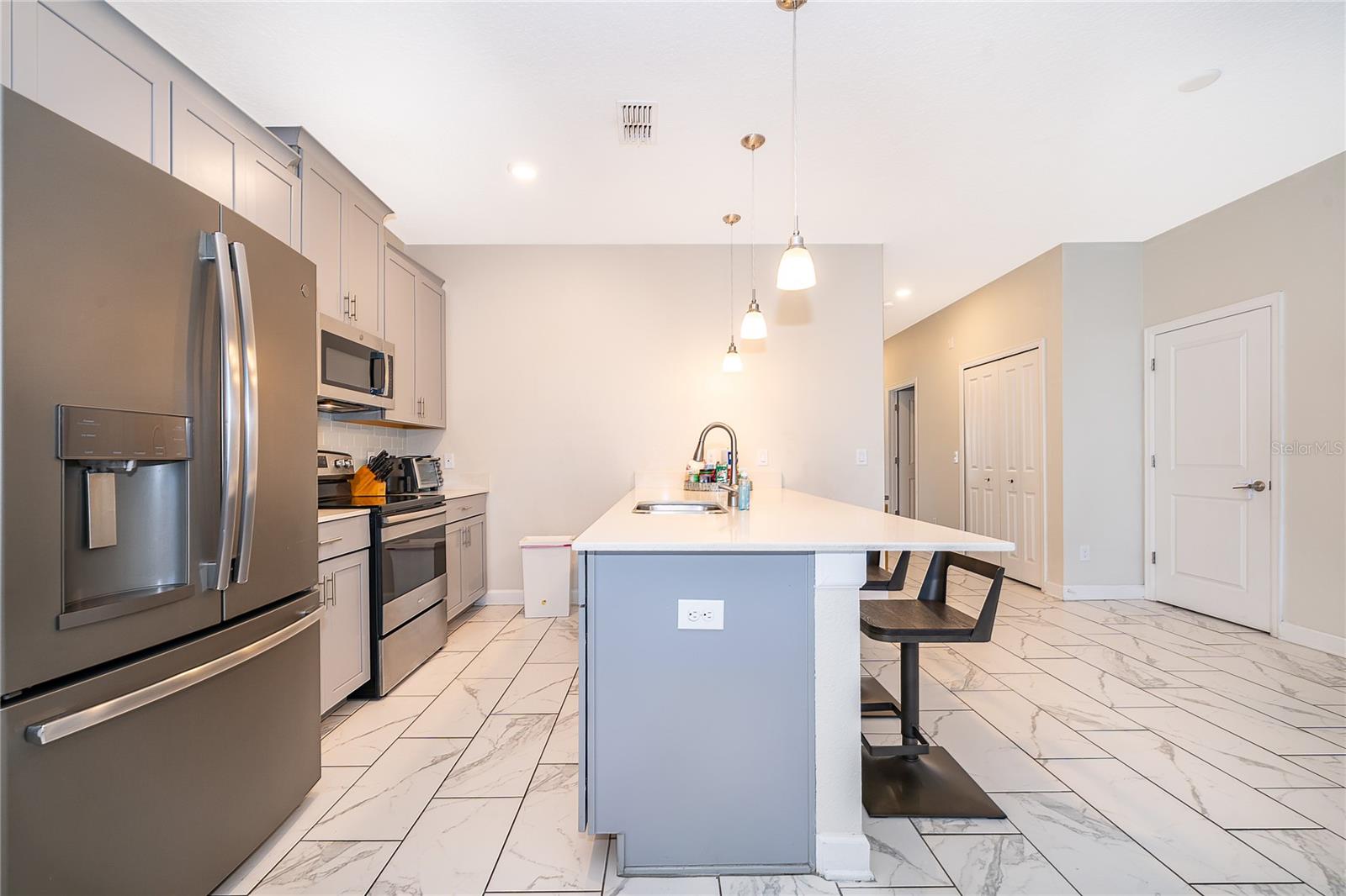 STOREY LAKE PH 3 - Residential