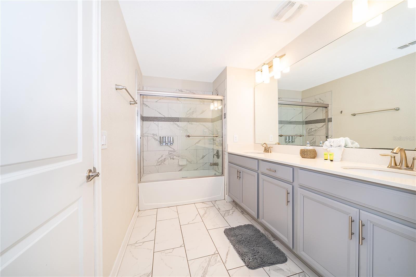 STOREY LAKE PH 3 - Residential