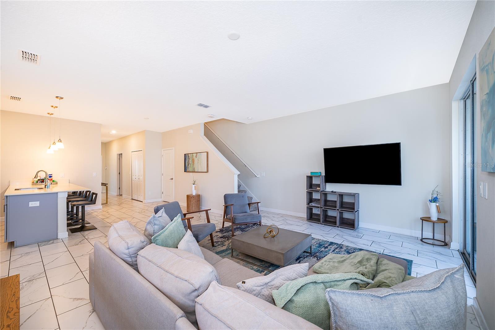 STOREY LAKE PH 3 - Residential