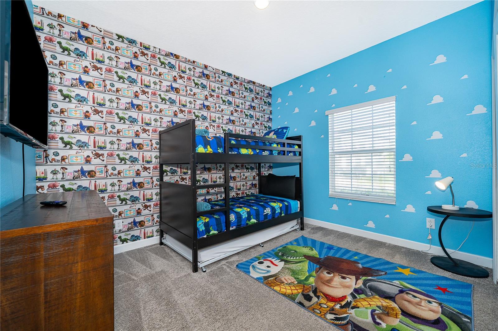 STOREY LAKE PH 3 - Residential