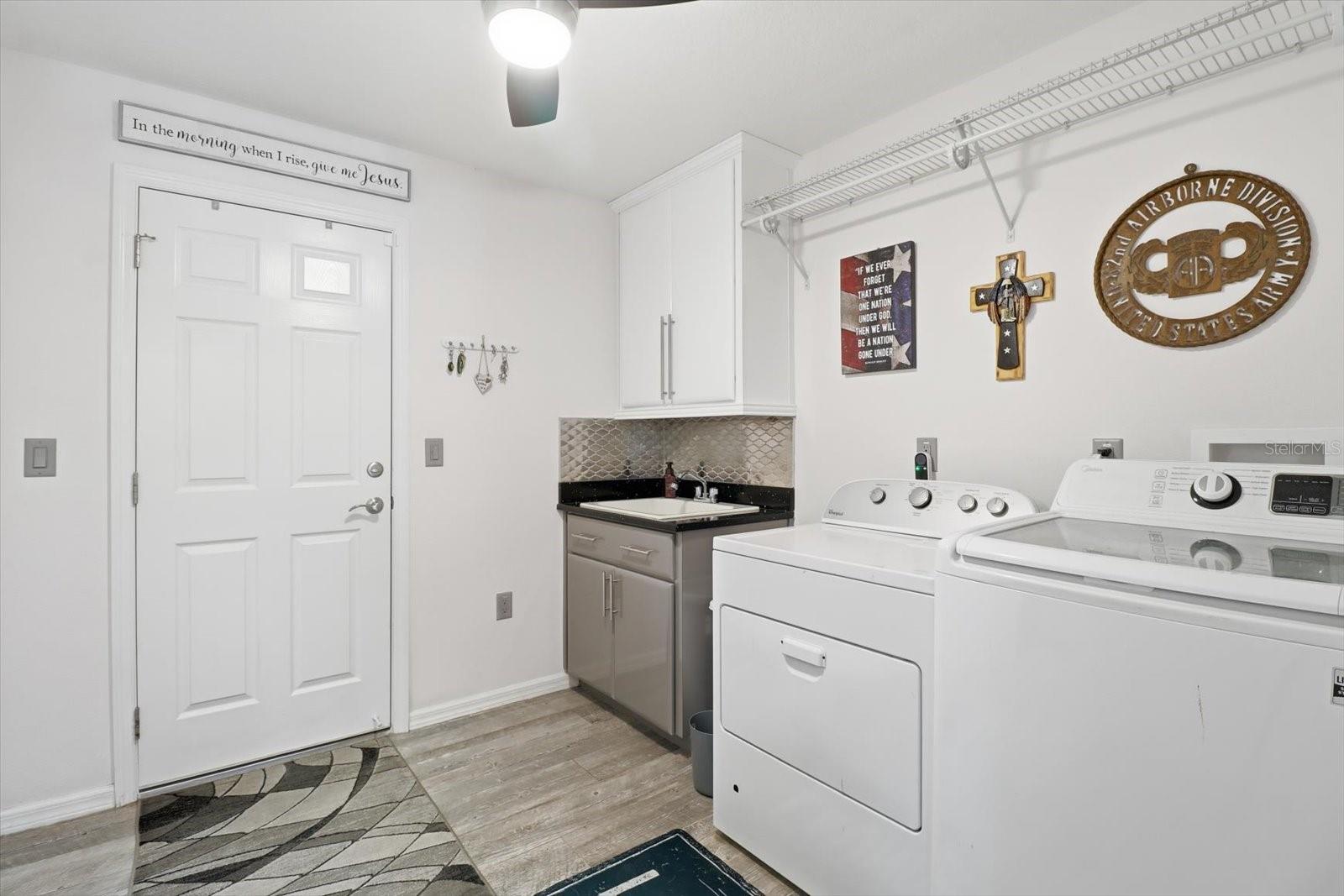 PINE RIDGE UNIT 03 - Residential