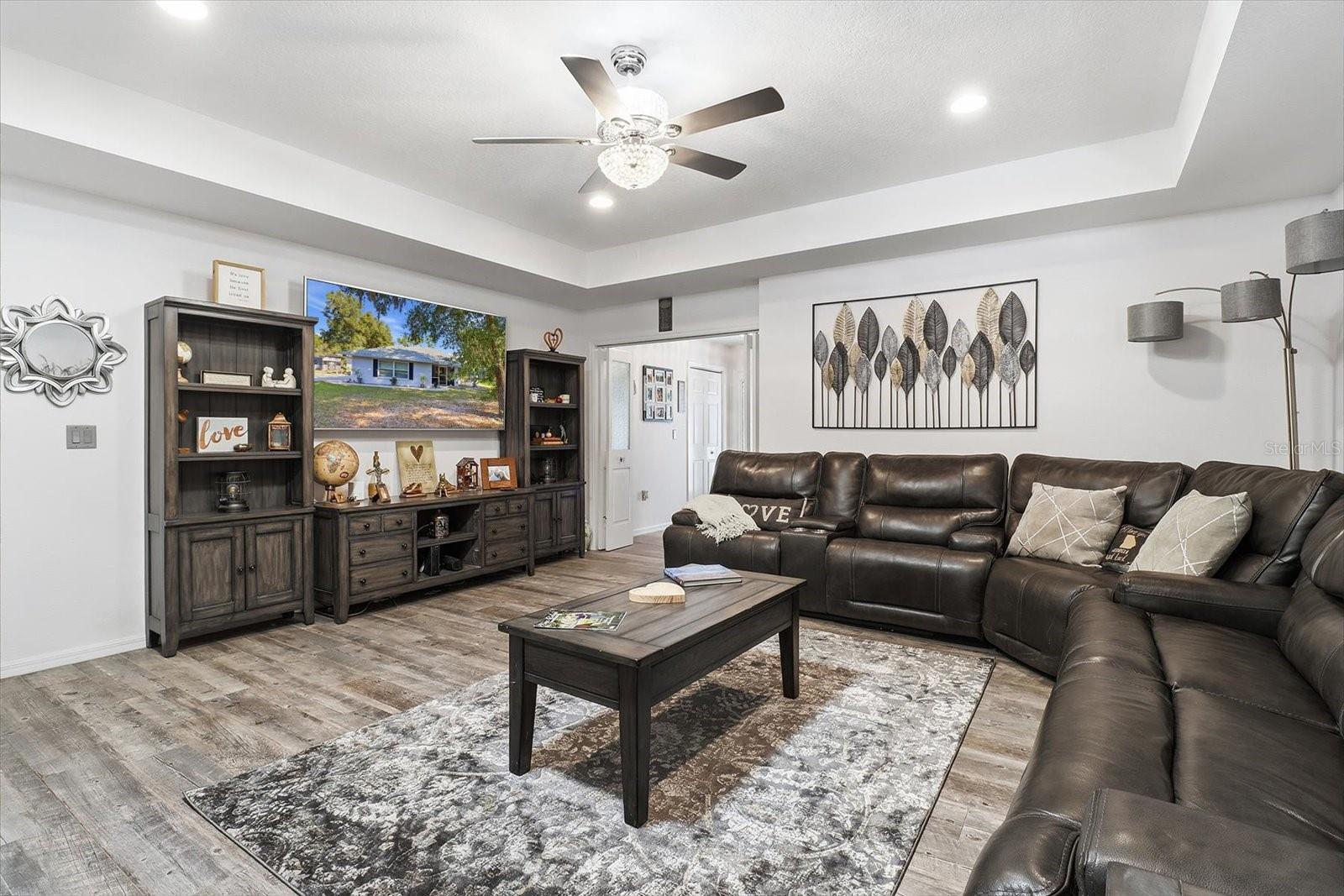 PINE RIDGE UNIT 03 - Residential