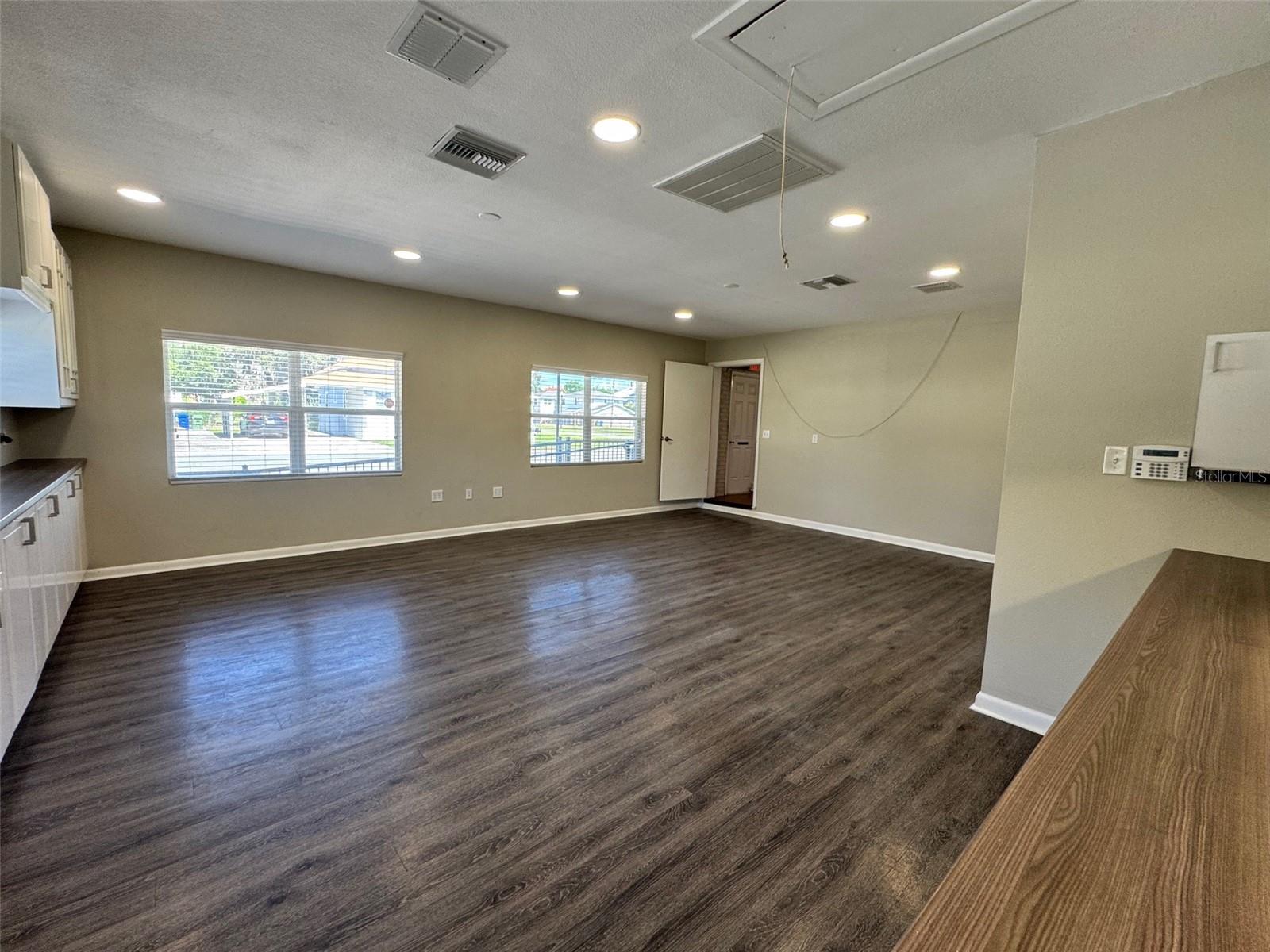 LINGER & NICHOLS SUB - Commercial Sale