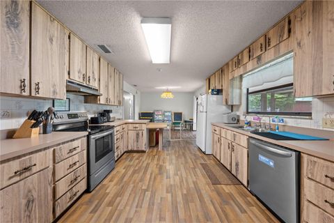 Tiny photo for 102 S Highland Street, Bushnell, FL 33513 (MLS # S5133406)