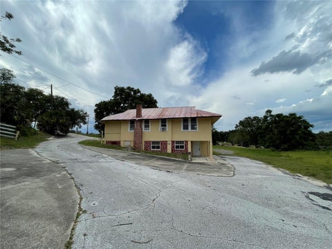 Tiny photo for 2766 Us Highway 441/27 Highway, Fruitland Park, FL 34731 (MLS # G5115444)