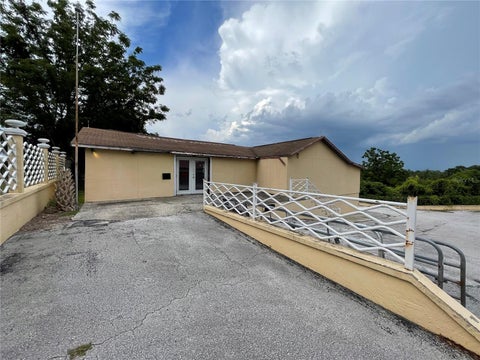 Tiny photo for 2766 Us Highway 441/27 Highway, Fruitland Park, FL 34731 (MLS # G5115444)