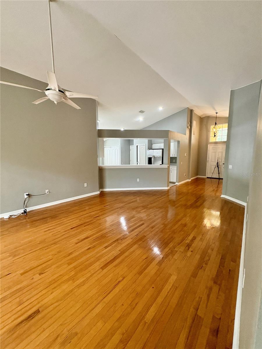PAVILION PH 2 - Residential Lease