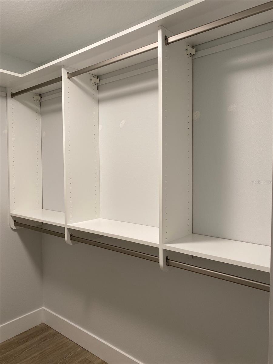 HYDE PARK TERRACE - Residential Lease