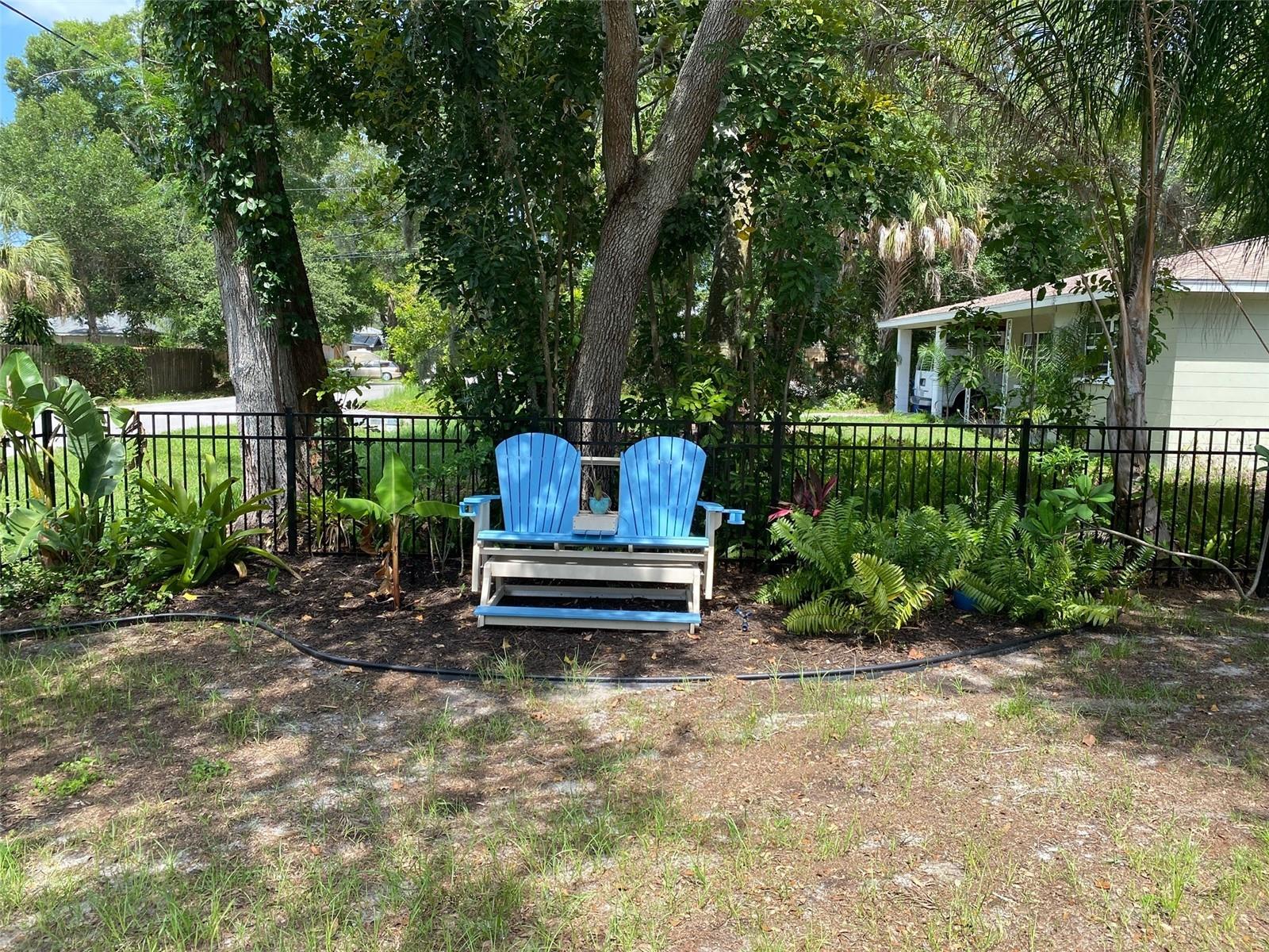 HYDE PARK TERRACE - Residential Lease