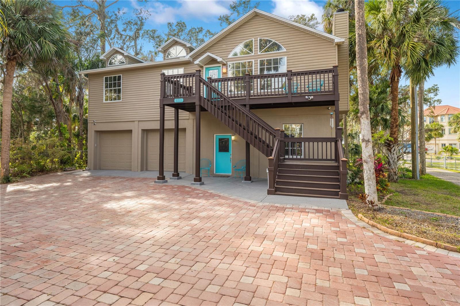 8711 BETTY STREET