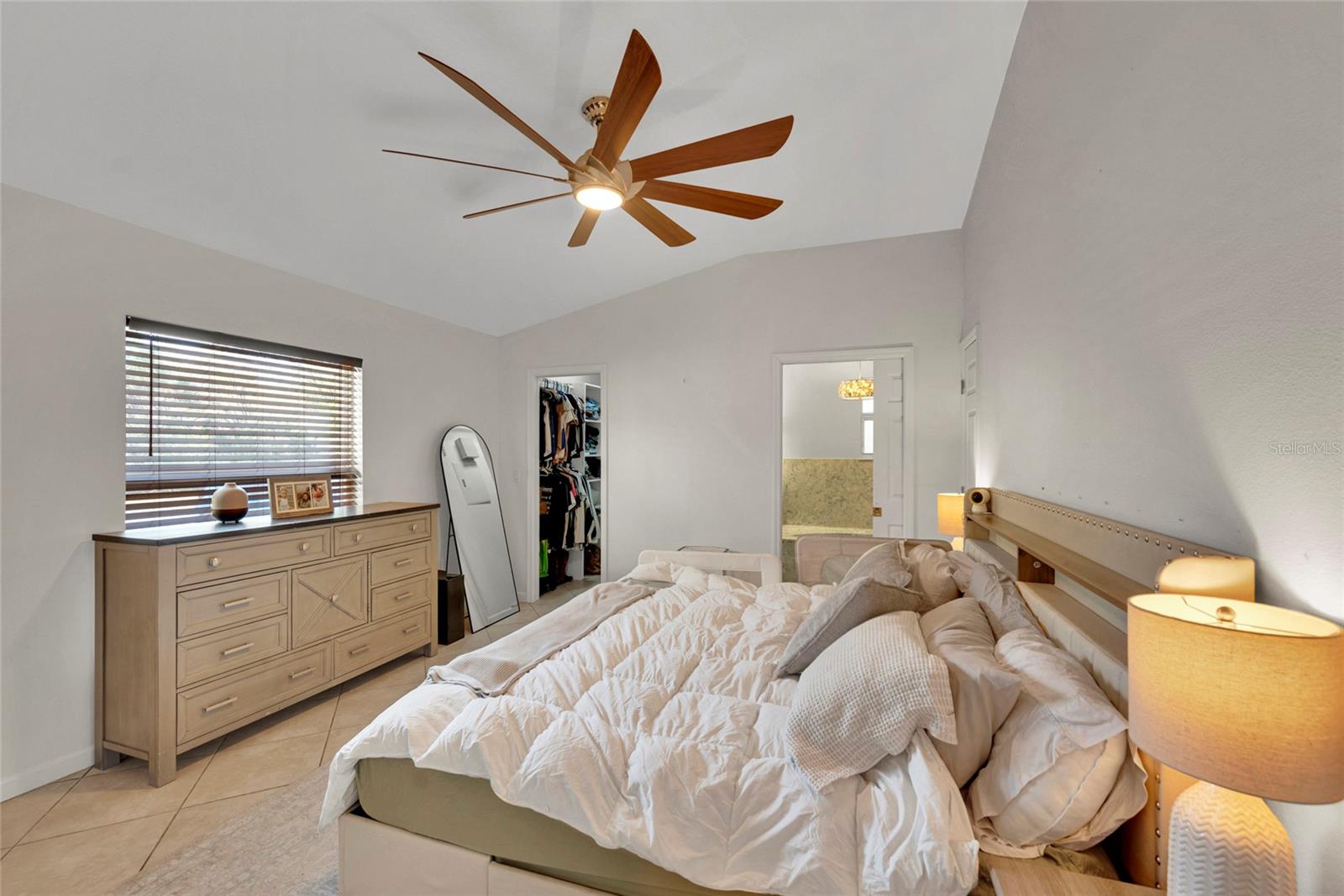 SUNDANCE UNIT 3 - Residential