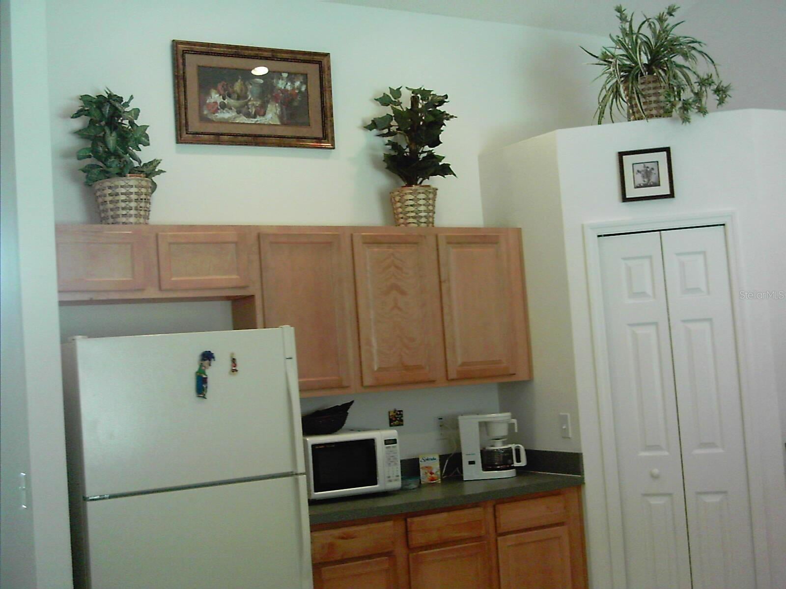 229 CHURCHILL COURT