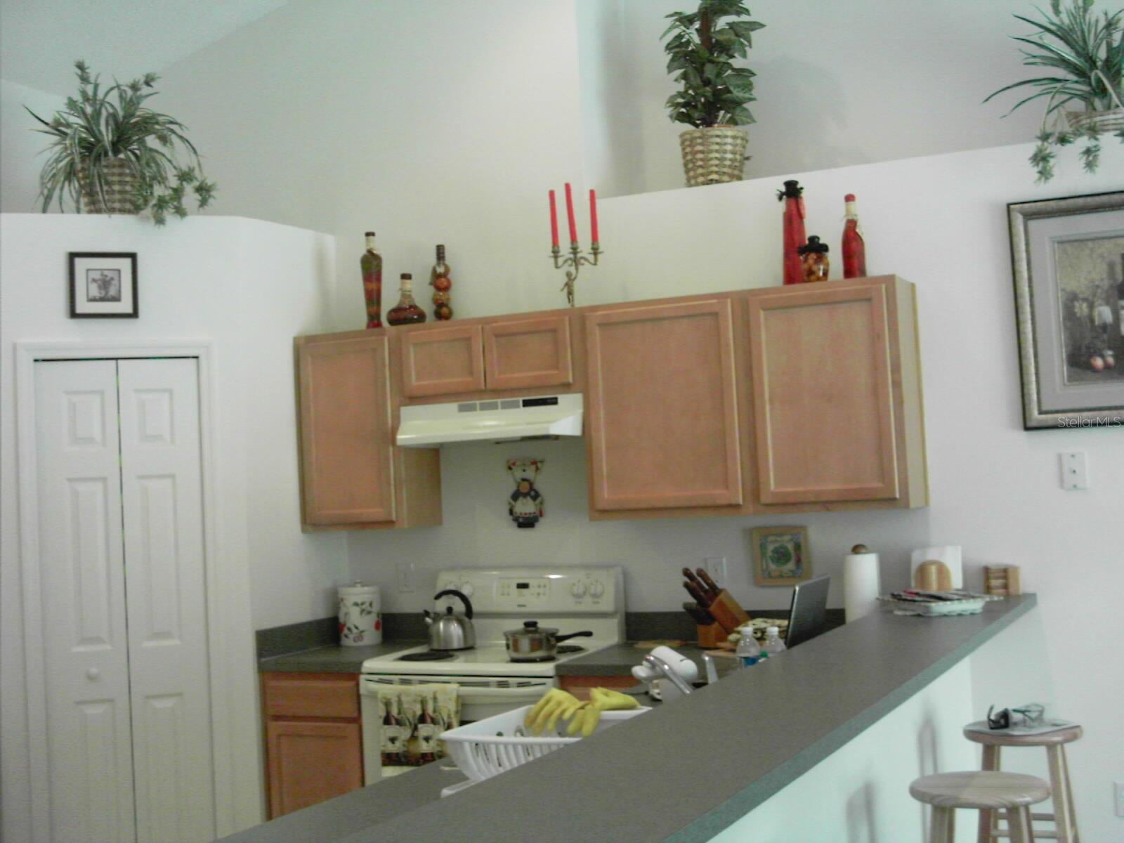 229 CHURCHILL COURT