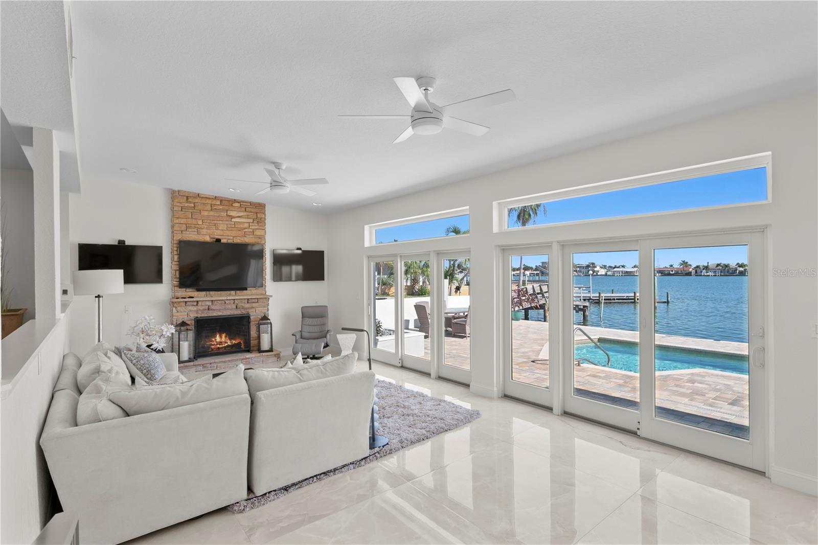 BAHIA SHORES 2ND ADD - Residential