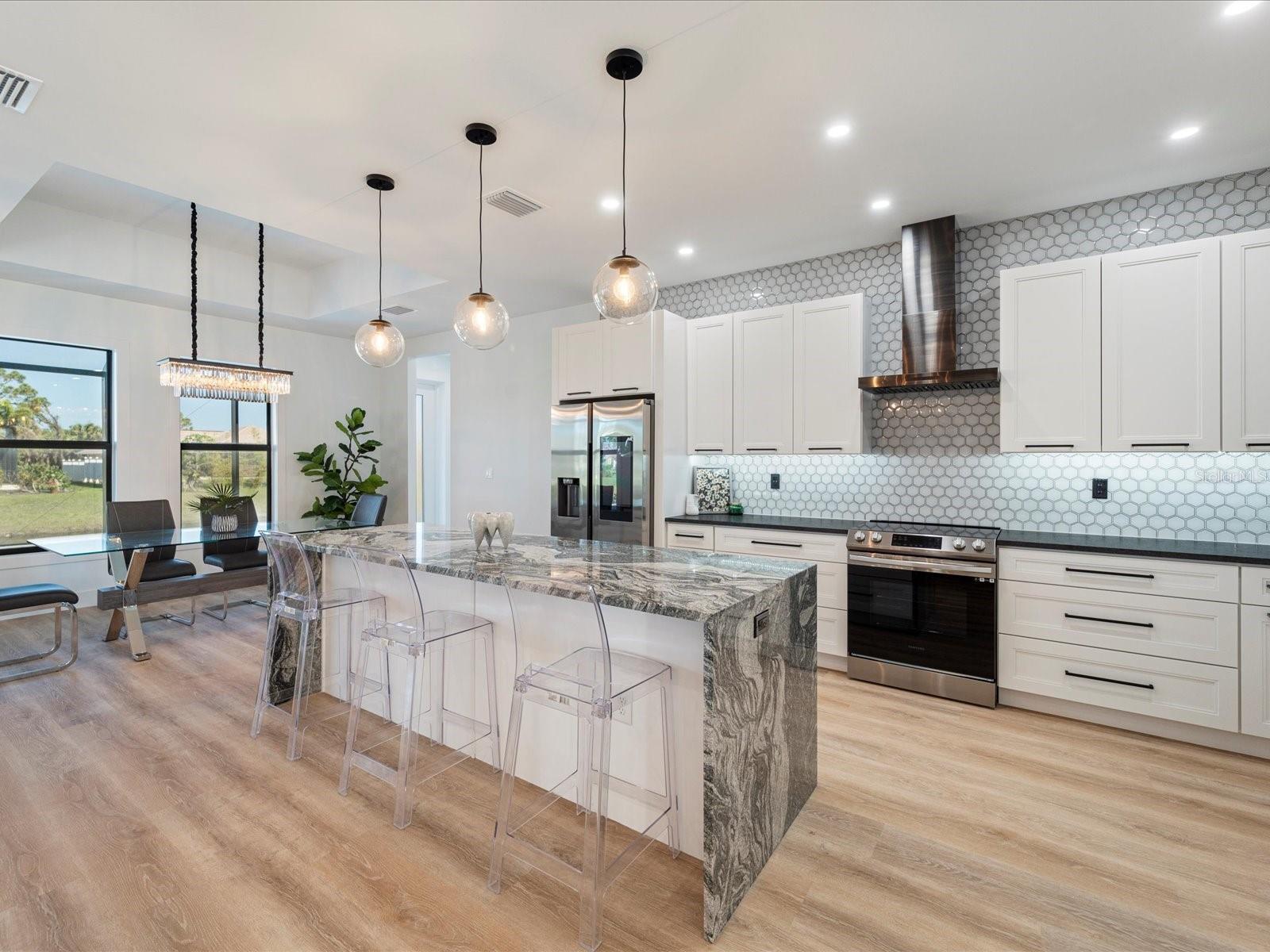 ROTONDA WEST LONG MEADOW - Residential