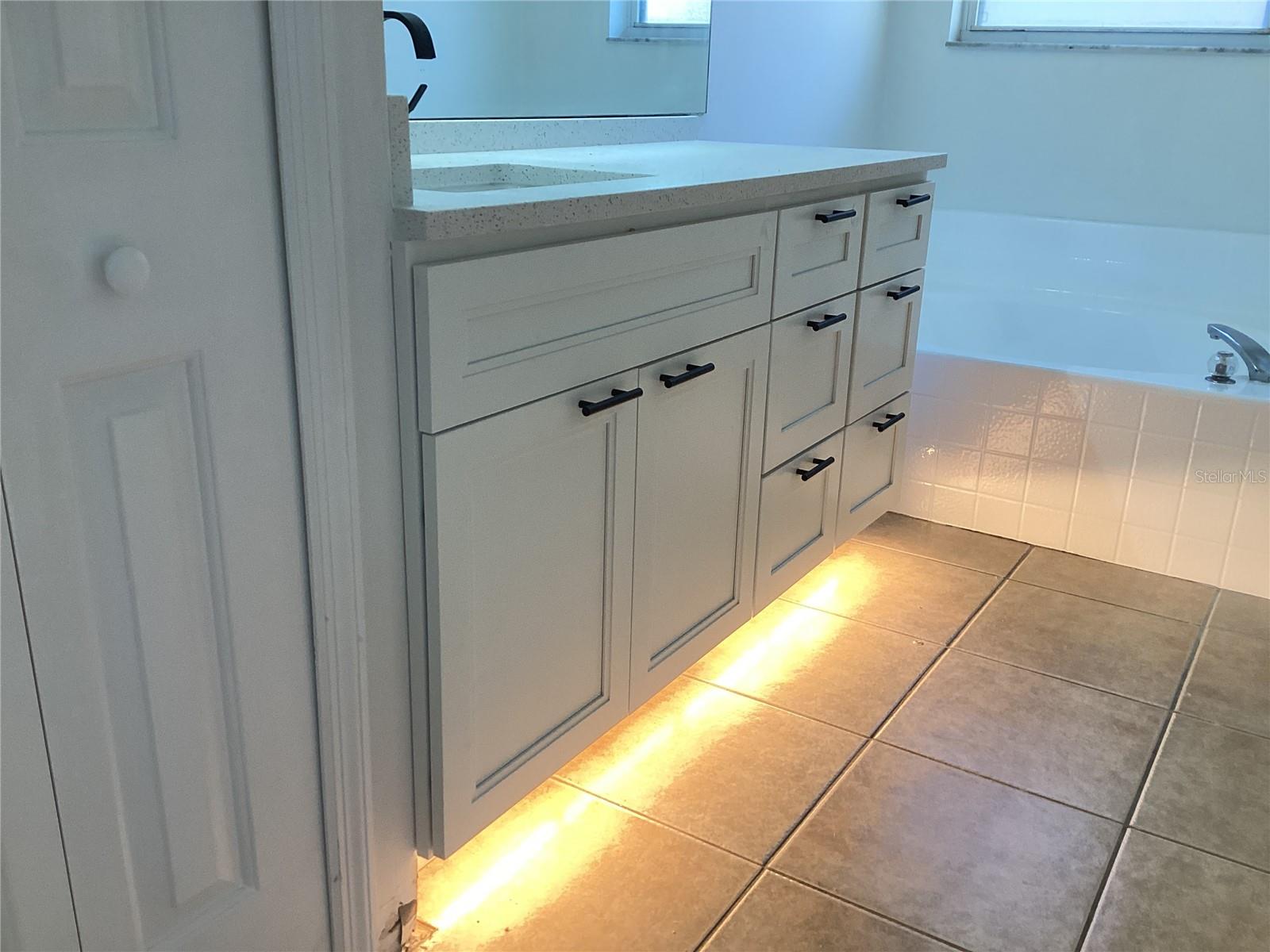 PLYMOUTH LANDING PH 01 - Residential