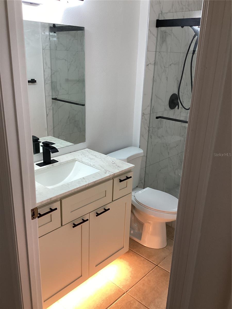 PLYMOUTH LANDING PH 01 - Residential