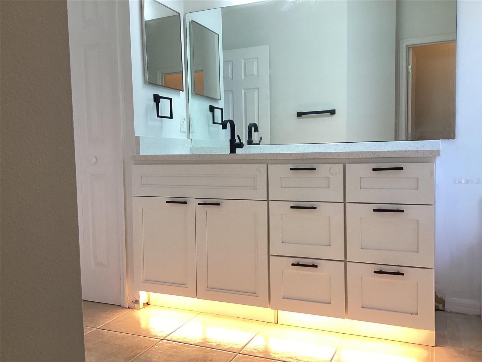 PLYMOUTH LANDING PH 01 - Residential